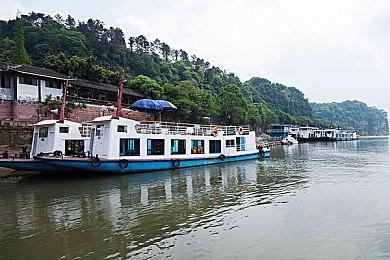 《漫威争锋》登陆Steam最热玩游戏TOP2及畅销榜TOP1，全球同时在线人数超44万人！